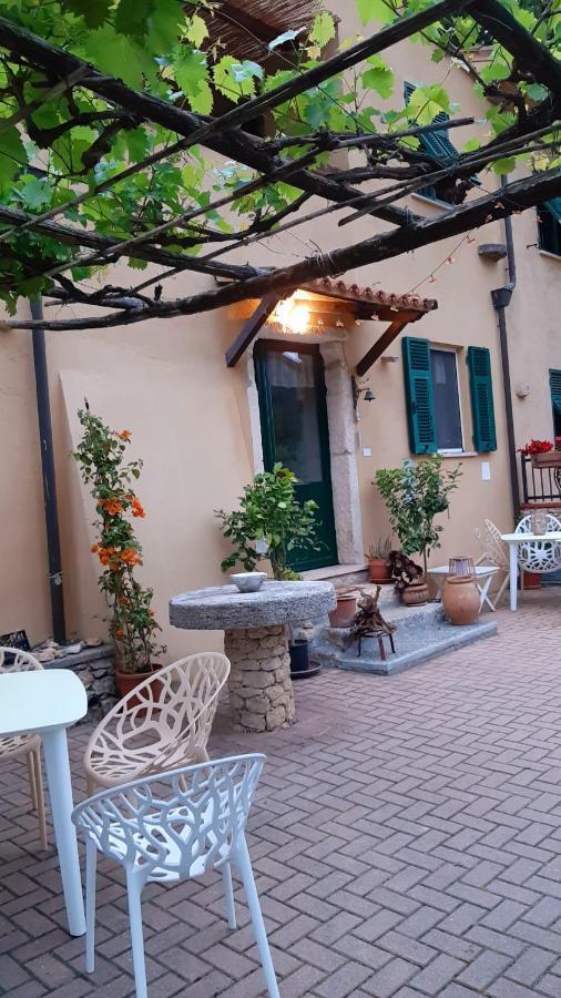 Agriturismo Alveare فينالي ليغوري المظهر الخارجي الصورة